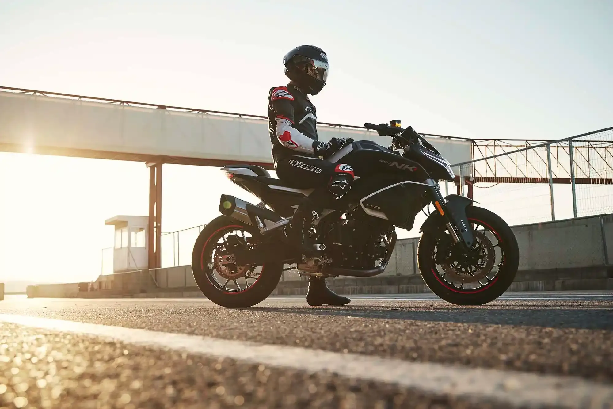 Moto CFMOTO 800NK